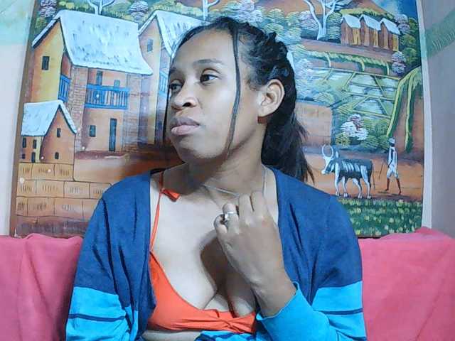Rsylvia1 live cam on BongaCams