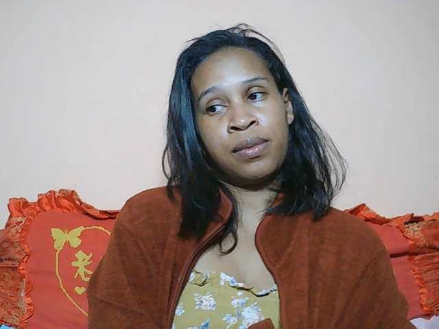Rsylvia1 live cam on BongaCams
