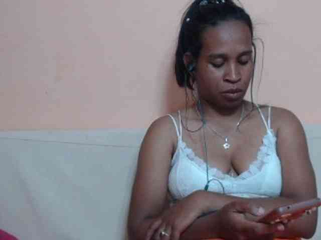 Rsylvia1 webcam