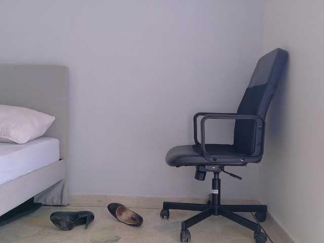 SeleneGibson live cam on BongaCams