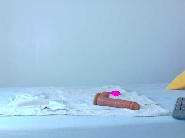 SeleneGibson's BongaCams show and profile