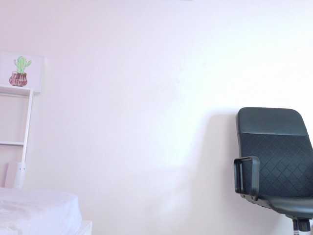 SeleneGibson live cam preview