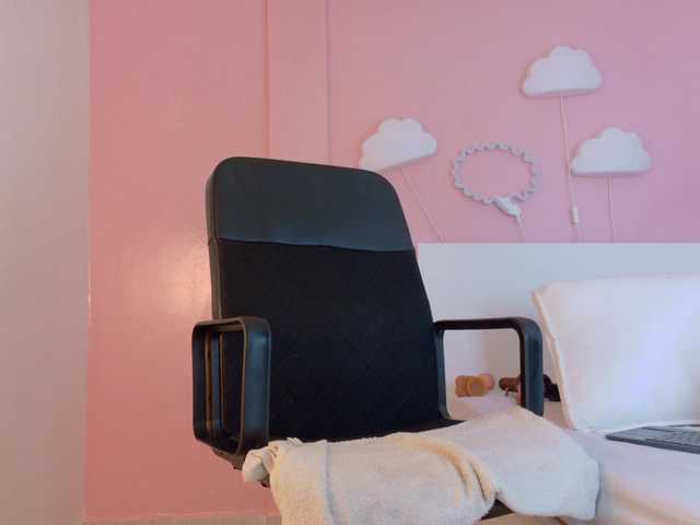 SeleneGibson live cam on BongaCams