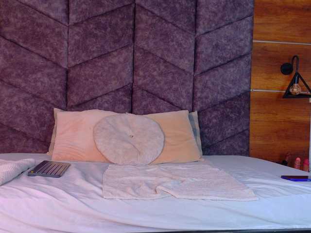 SeleneGibson live cam on BongaCams