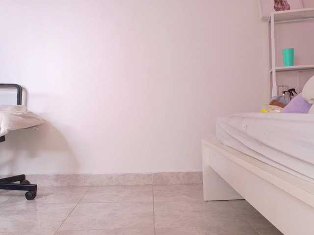 SeleneGibson live cam on BongaCams