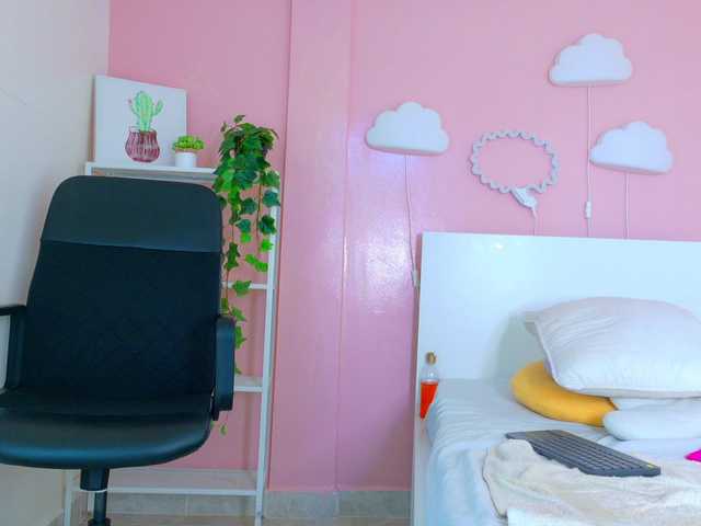SeleneGibson live cam on BongaCams
