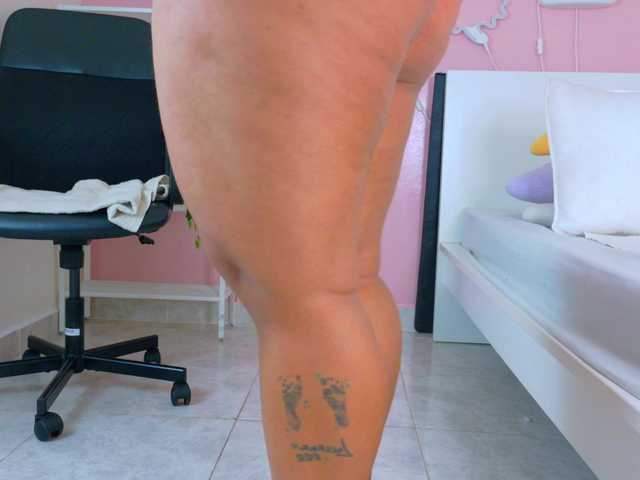 SeleneGibson live cam on BongaCams