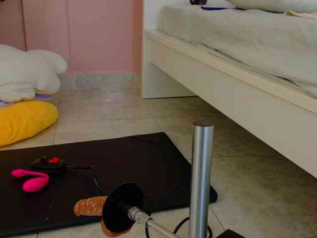 SeleneGibson webcam