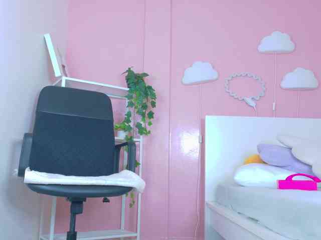 Модель: SeleneGibson