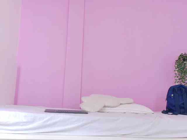 SeleneGibson webcam