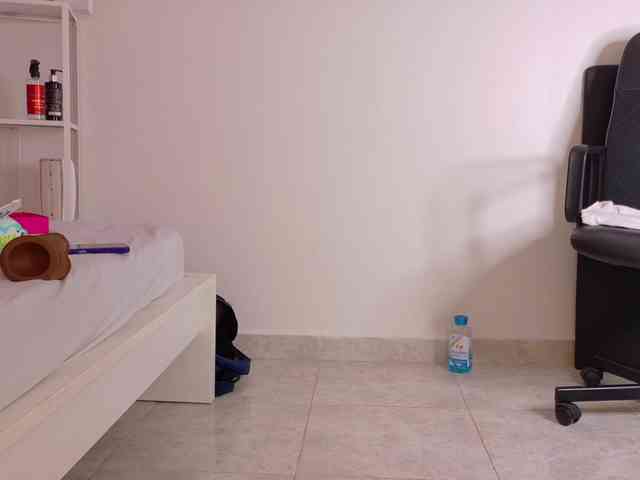 SeleneGibson webcam