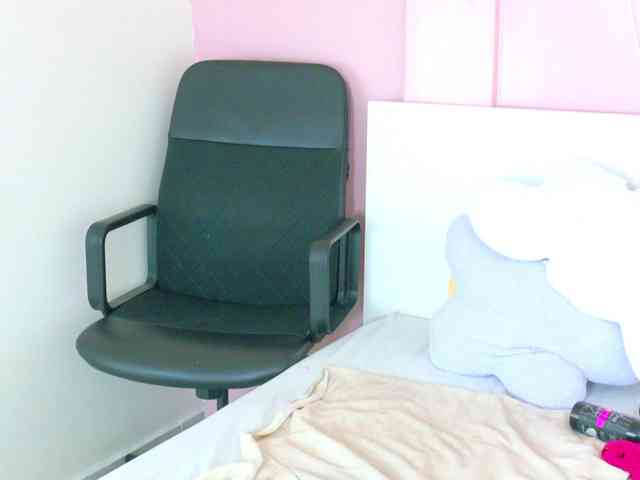 SeleneGibson webcam