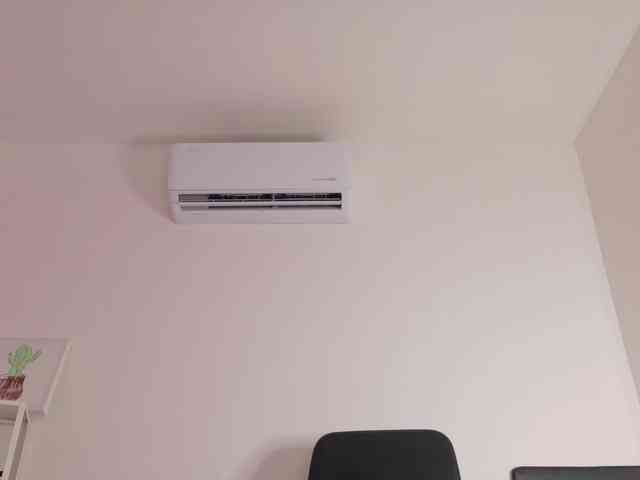 SeleneGibson webcam