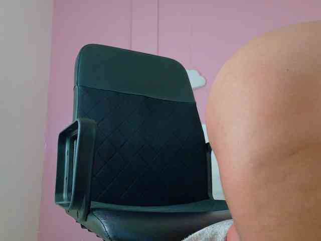 SeleneGibson webcam