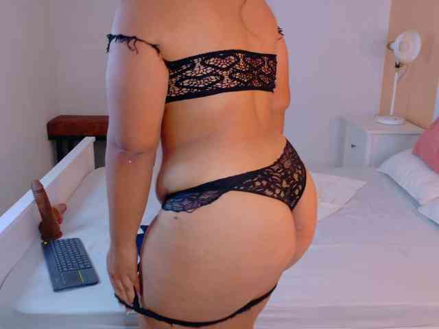 SeleneGibson webcam