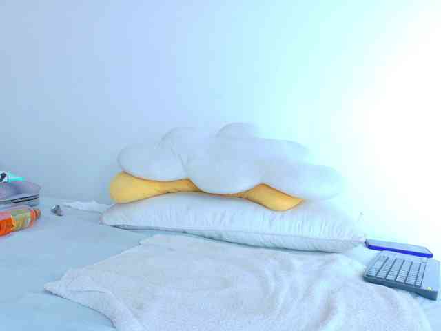 SeleneGibson webcam