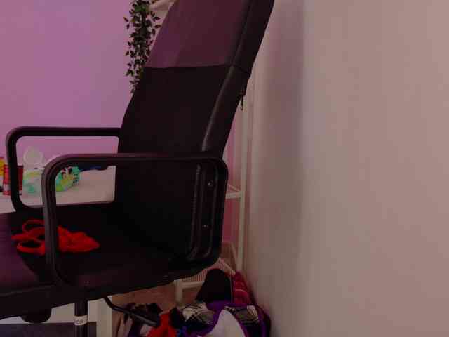 SeleneGibson webcam