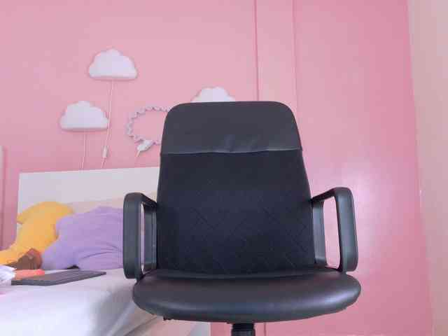 SeleneGibson webcam