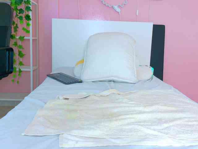 SeleneGibson webcam
