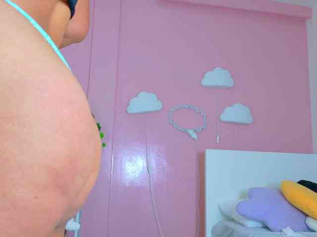 SeleneGibson webcam