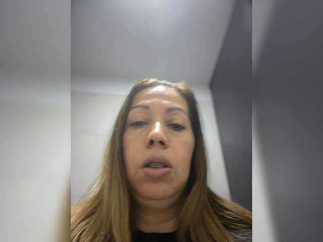 Vanedancex live cam on BongaCams
