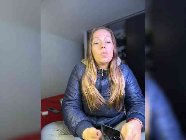 Vanedancex webcam