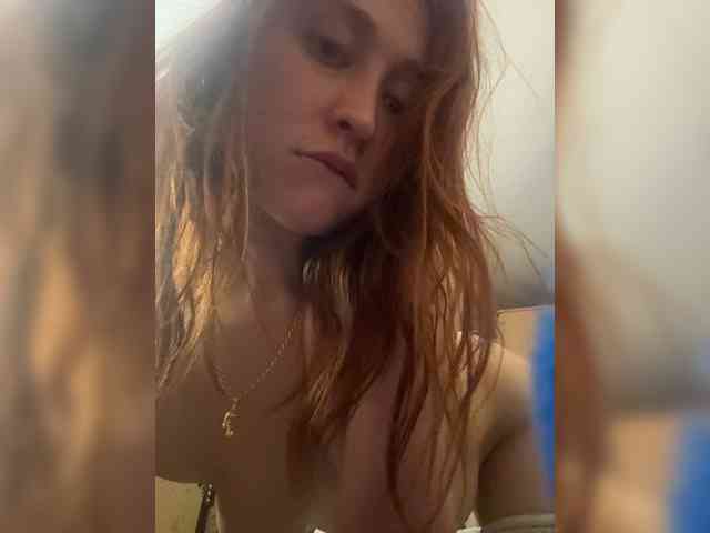 Lovi_Moment webcam