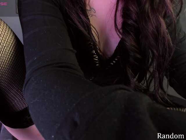 Sunaelove's BongaCams show and profile