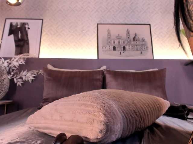 cocodamore live cam on BongaCams