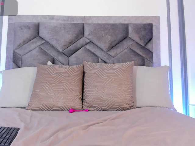 cocodamore live cam on BongaCams