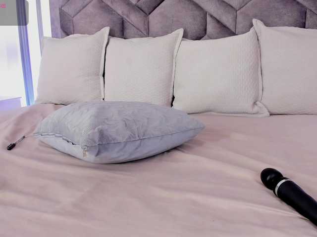 cocodamore's BongaCams show and profile