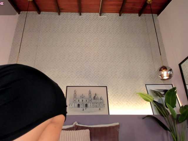 cocodamore live cam on BongaCams