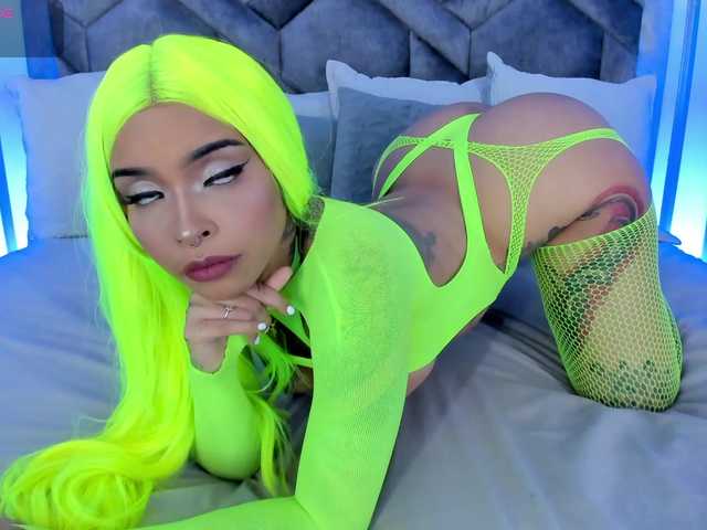 cocodamore live cam on BongaCams