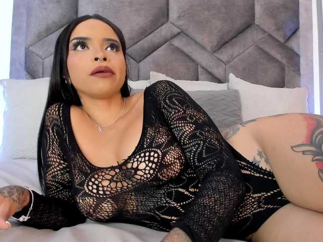 cocodamore live cam on BongaCams