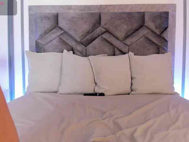 cocodamore webcam