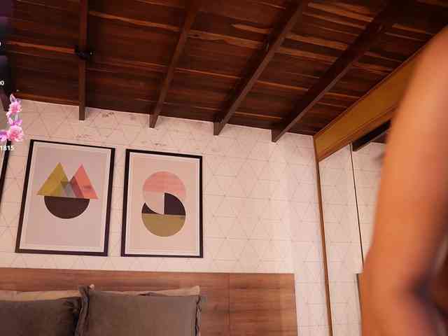 VictoriaShelby webcam