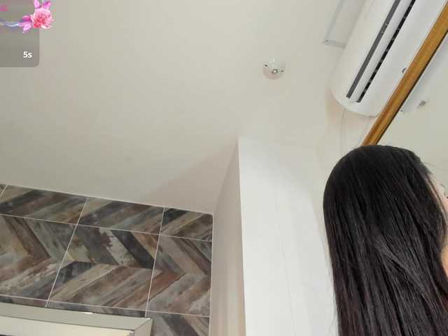 NaylaGrey live cam on BongaCams