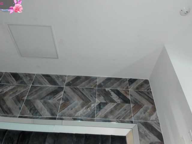 NaylaGrey live cam on BongaCams