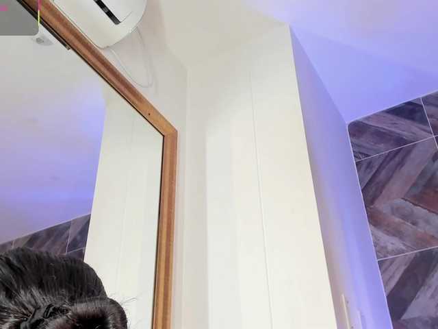 NaylaGrey live cam