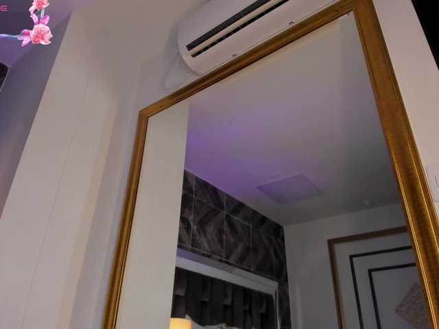 NaylaGrey live cam on BongaCams