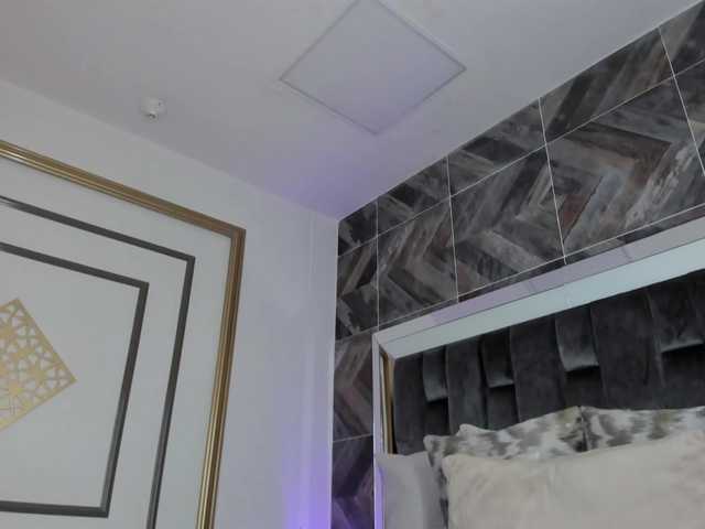 NaylaGrey live cam on BongaCams