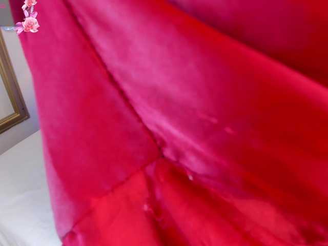 NaylaGrey live webcam show