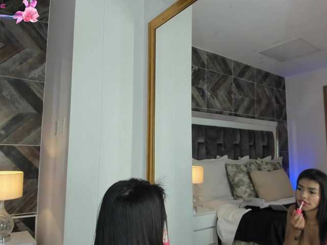NaylaGrey live cam on BongaCams