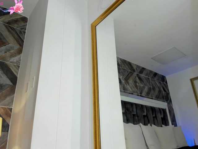 NaylaGrey live cam on BongaCams