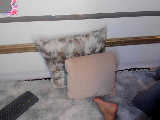 NaylaGrey live cam on BongaCams