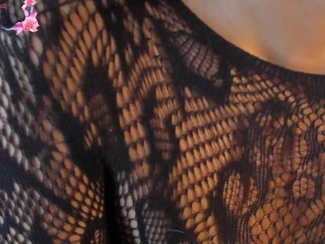 NaylaGrey live cam on BongaCams