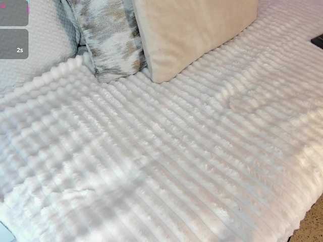 NaylaGrey live cam on BongaCams