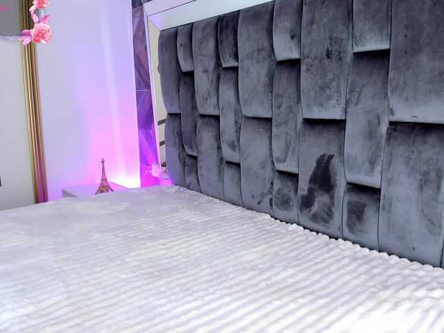 NaylaGrey's BongaCams show and profile