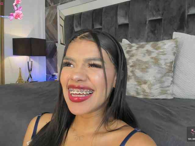 NaylaGrey webcam