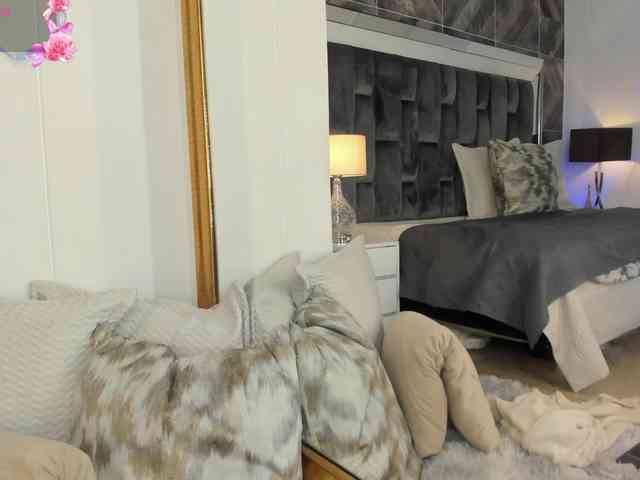 NaylaGrey webcam